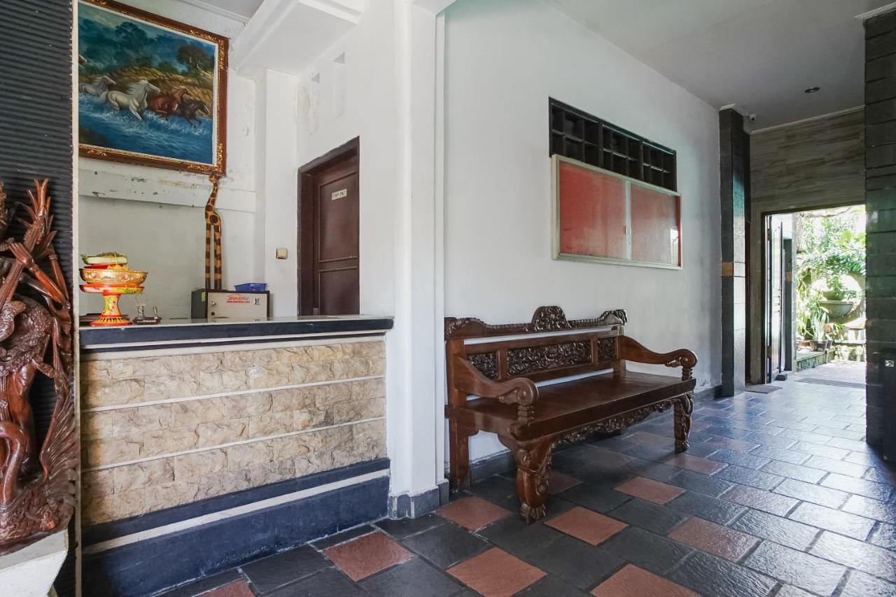 Denays Guesthouse Jimbaran מראה חיצוני תמונה
