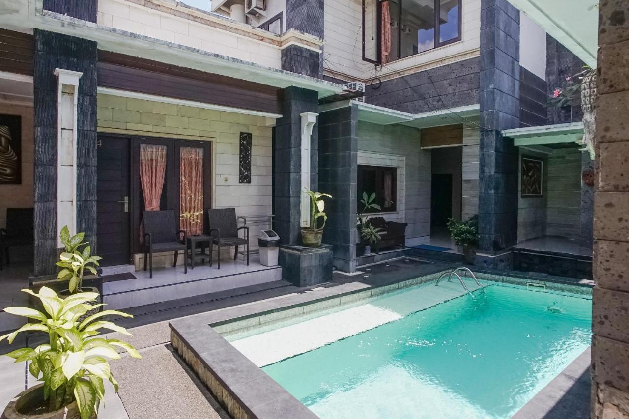 Denays Guesthouse Jimbaran מראה חיצוני תמונה