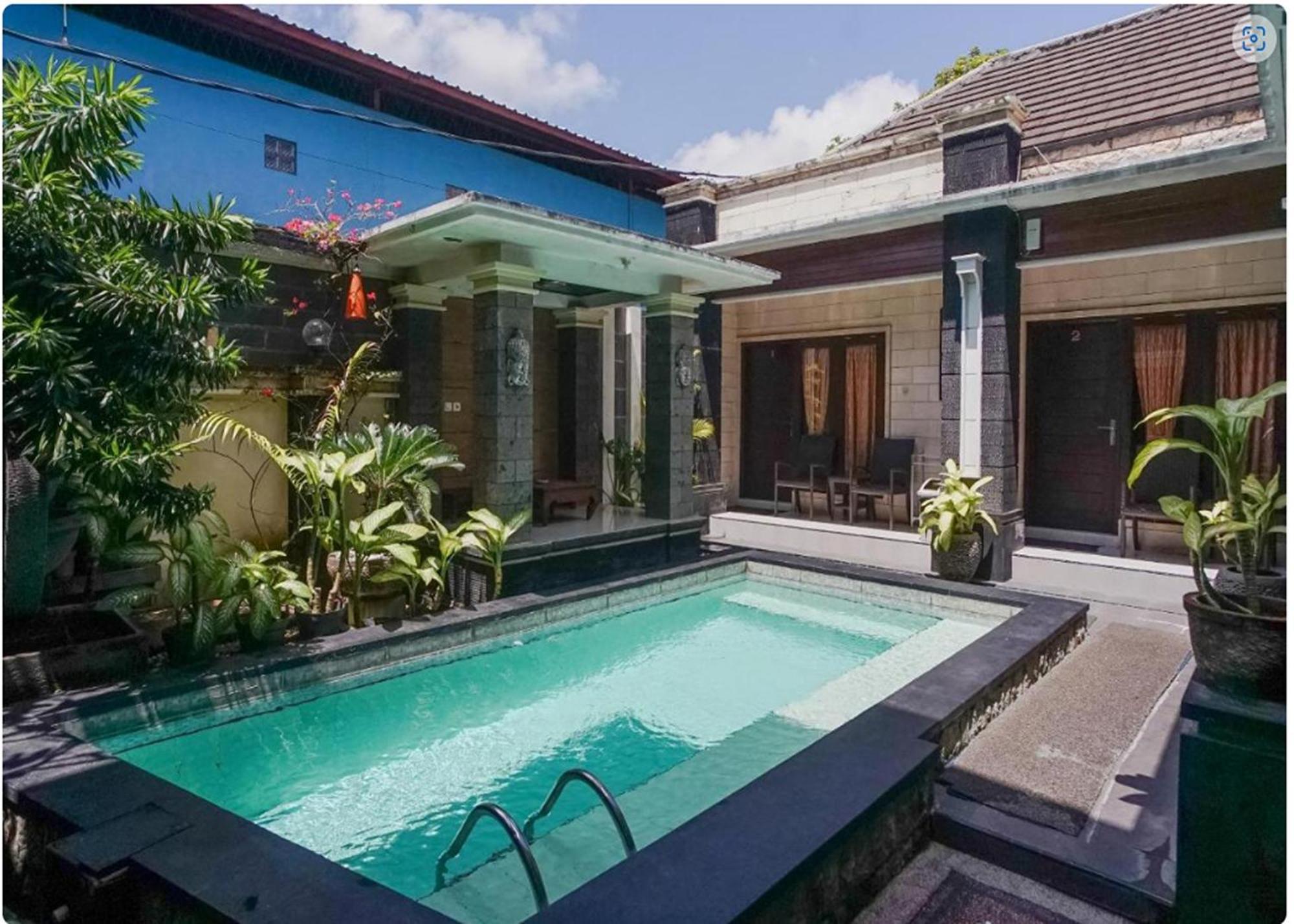 Denays Guesthouse Jimbaran מראה חיצוני תמונה